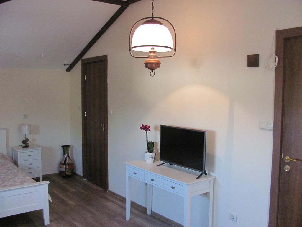 Guest House Villa Elma Nevsha 部屋 写真